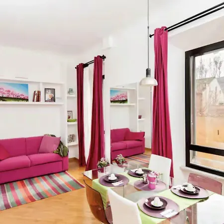 Lol-apartment, In The Heart Of Trastevere Апартаменты
